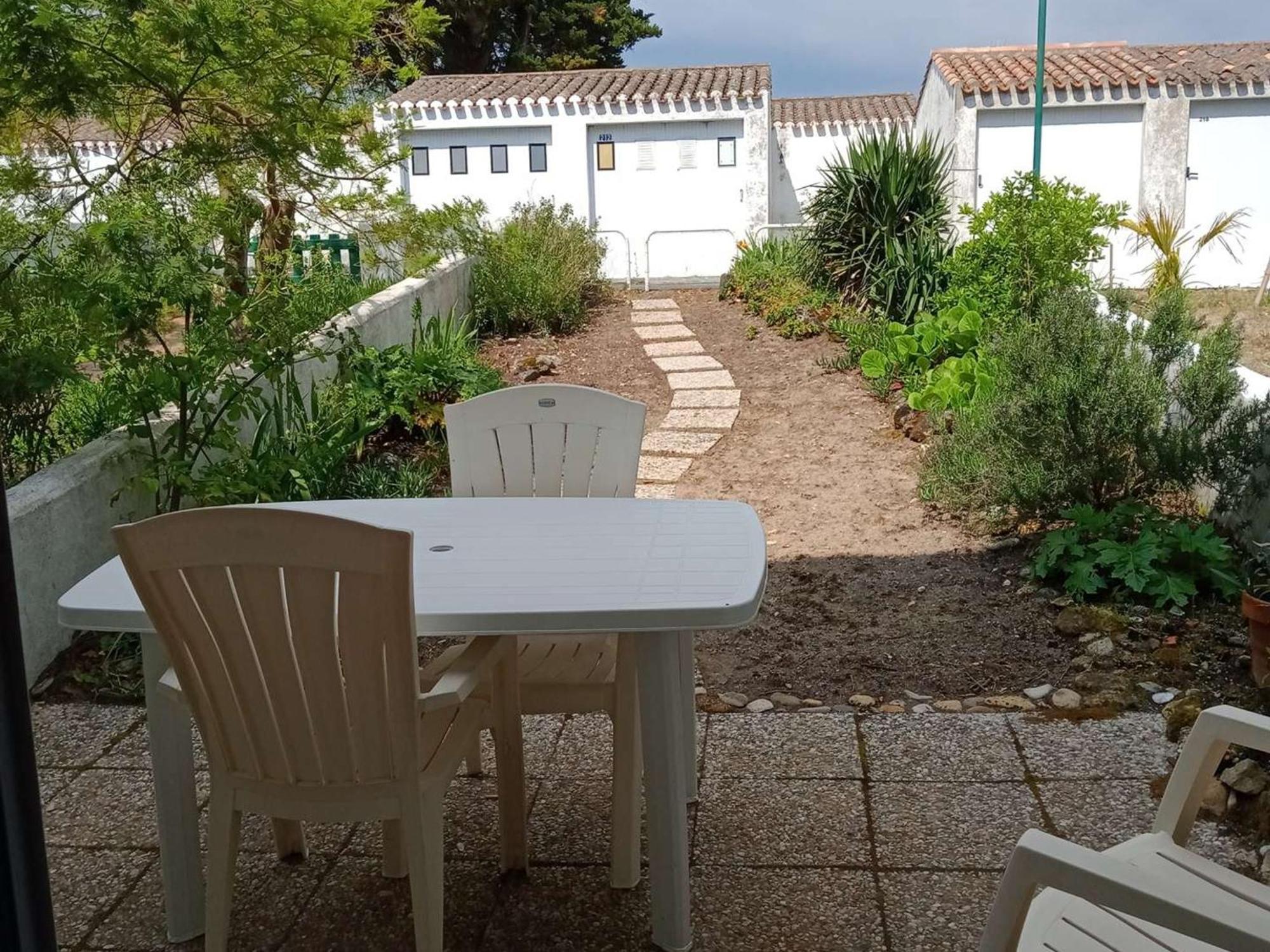 Studio Cosy Avec Jardinet A 300M De La Plage - 4 Couchages - Fr-1-224B-689 La Guérinière Buitenkant foto